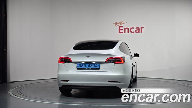 Tesla Model 3 Long Range AWD 2022 — фото 4