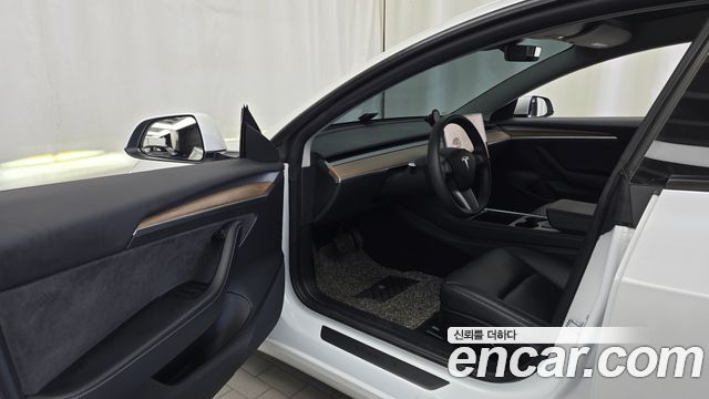 Tesla Model 3 Long Range AWD 2022 — фото 10