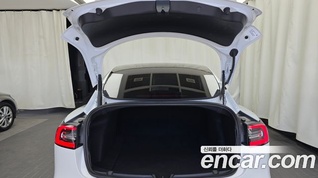 Tesla Model 3 Long Range AWD 2022 — фото 21