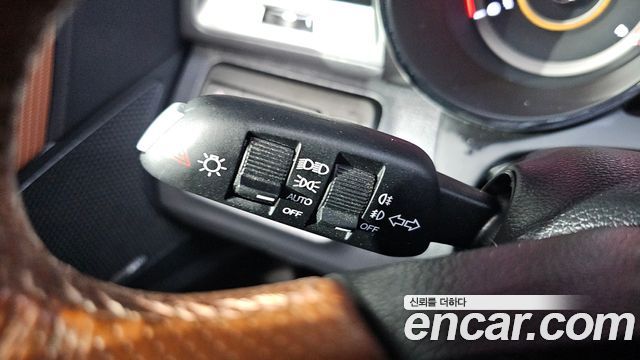 KG Mobility (SsangYong) Tivoli Armor Gear Edition 2WD 2018 — фото 15