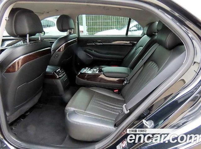 Genesis EQ900 3.8 GDI AWD Luxury 2016 — фото 6