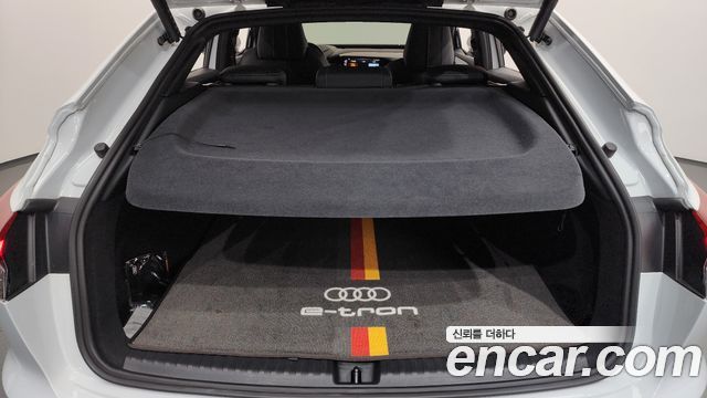Audi Q4 e-tron (F4) 40 Premium Sportback 2023 — фото 24