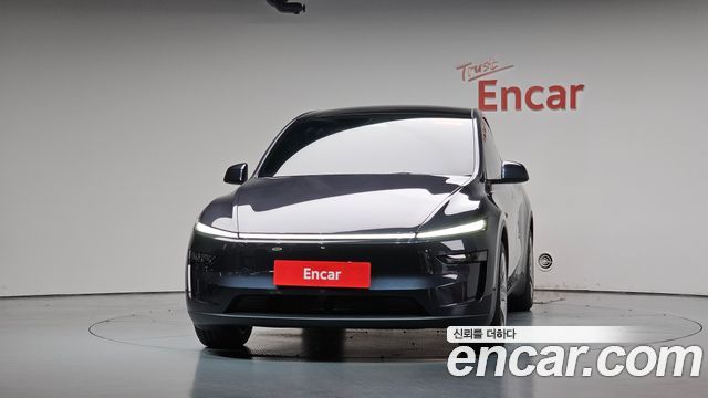 Tesla Model Y L Long Range AWD 2026 — фото 3