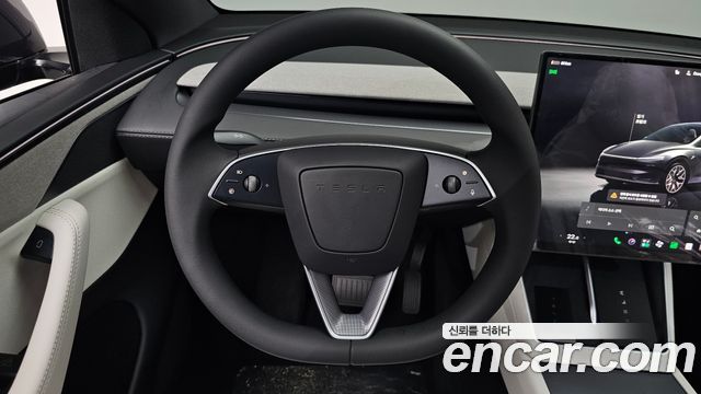 Tesla Model Y L Long Range AWD 2026 — фото 13