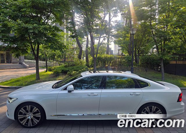Volvo S90 B5 Ultimate Bright 2023 — фото 3