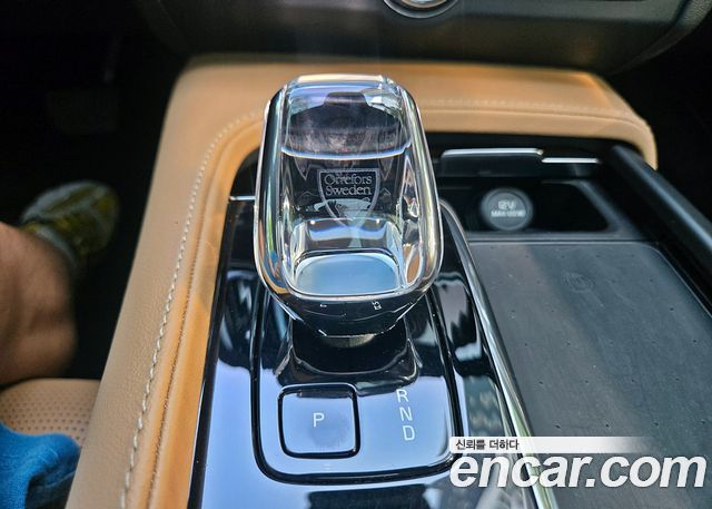 Volvo S90 B5 Ultimate Bright 2023 — фото 17
