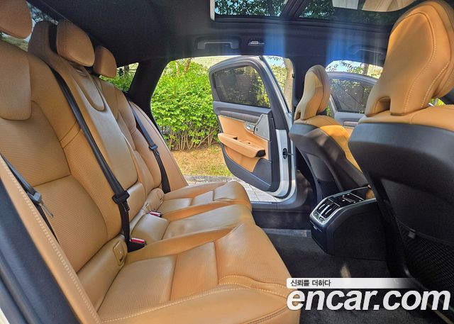 Volvo S90 B5 Ultimate Bright 2023 — фото 22