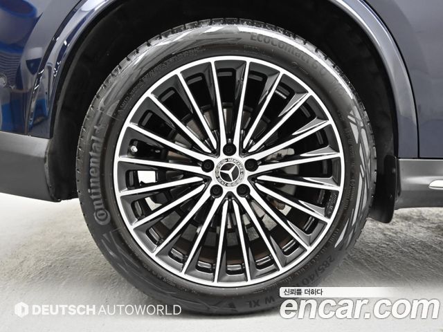Mercedes-Benz GLC-Class (X254) GLC300 4MATIC Coupe 2024 — фото 6