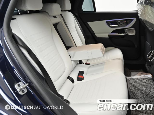 Mercedes-Benz GLC-Class (X254) GLC300 4MATIC Coupe 2024 — фото 17