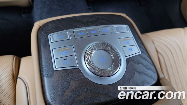Genesis G80 (RG3) Gasoline 2.5 Turbo AWD 2022 — фото 23