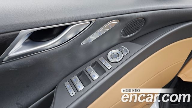 Genesis G80 (RG3) Gasoline 2.5 Turbo AWD 2022 — фото 35