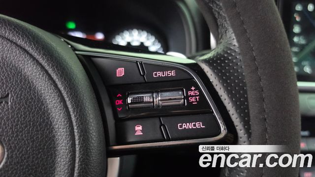 Kia Sportage The Bold Diesel 2.0 4WD Signature Gravity 2021 — фото 18