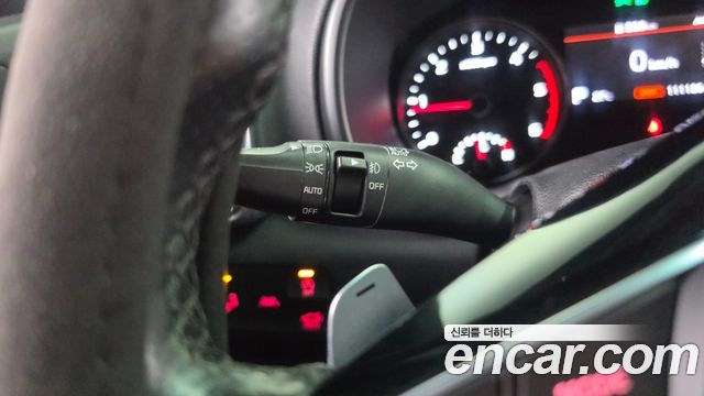 Kia Sportage The Bold Diesel 2.0 4WD Signature Gravity 2021 — фото 35