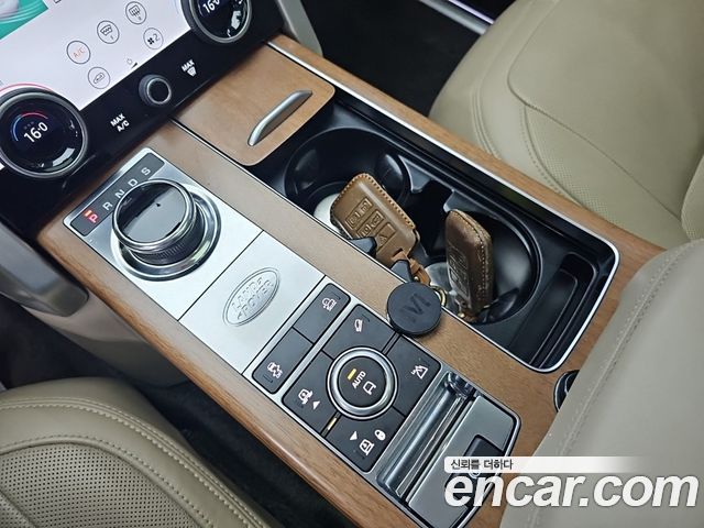 Land Rover Range Rover (IV) 4.4 SDV8 AB DIESEL 2018 — фото 8