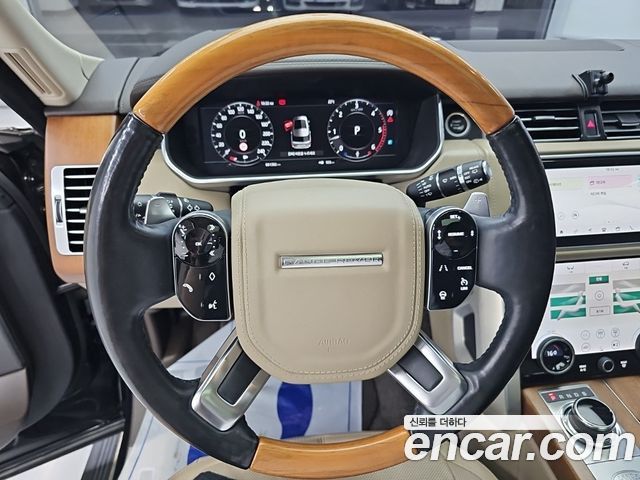 Land Rover Range Rover (IV) 4.4 SDV8 AB DIESEL 2018 — фото 9
