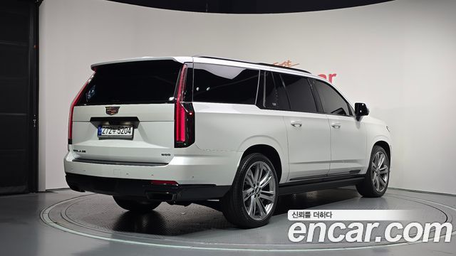 Cadillac Escalade (V) 6.2 ESV ESV Sports Platinum 2025 — фото 2