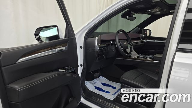 Cadillac Escalade (V) 6.2 ESV ESV Sports Platinum 2025 — фото 10