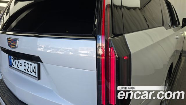 Cadillac Escalade (V) 6.2 ESV ESV Sports Platinum 2025 — фото 23