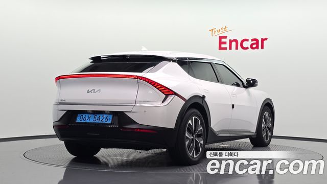 Kia EV6 Long Range 4WD Air 2023 — фото 2