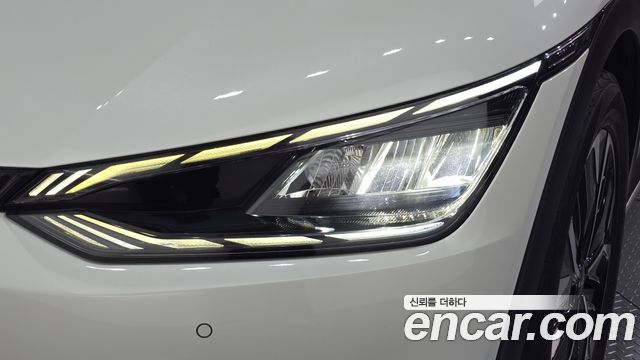 Kia EV6 Long Range 4WD Air 2023 — фото 22