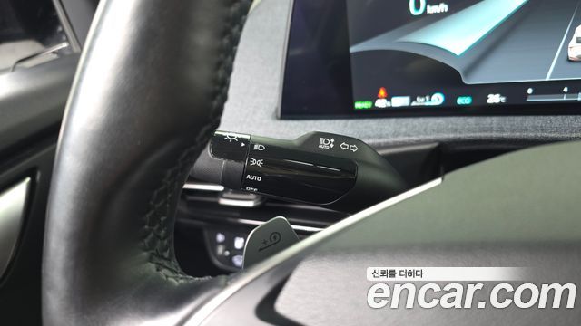 Kia EV6 Long Range 4WD Air 2023 — фото 29