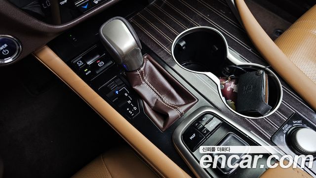 Lexus RX450h (IV) Executive 2019 — фото 9