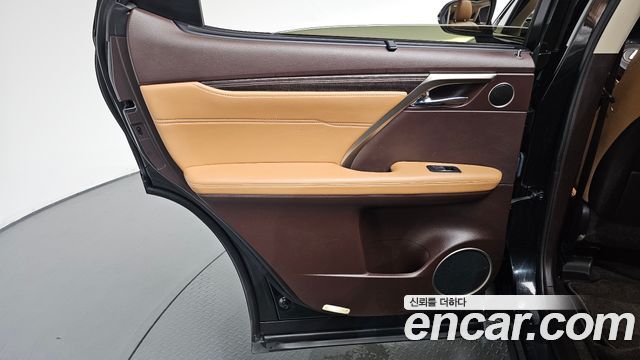 Lexus RX450h (IV) Executive 2019 — фото 25
