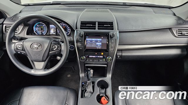 Toyota Camry Hybrid LE 2016 — фото 7