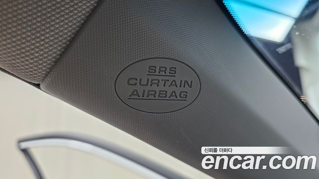 Toyota Camry Hybrid LE 2016 — фото 17