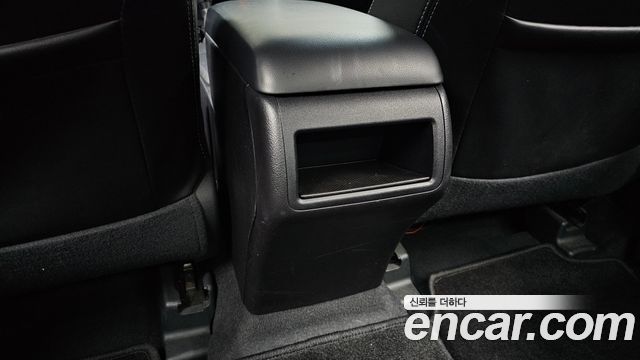 Toyota Camry Hybrid LE 2016 — фото 19
