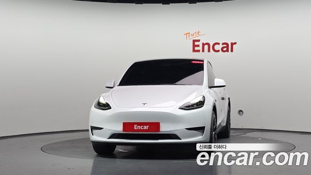 Tesla Model Y RWD 2025 — фото 3
