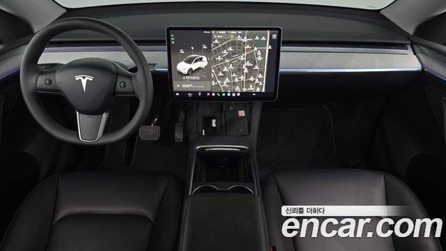 Tesla Model Y RWD 2025 — фото 7