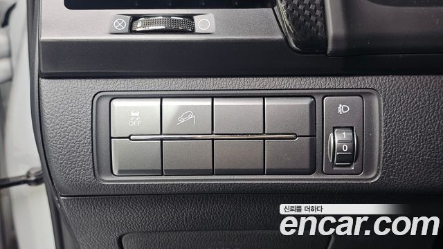 KG Mobility (SsangYong) Rexton Sports Diesel 2.2 4WD Prestige 2021 — фото 20