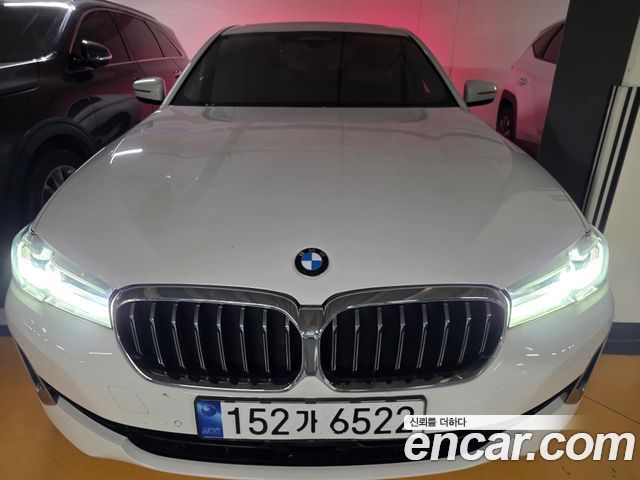 BMW 5 Series (G30) 523d xDrive Luxury 2022 — фото 3