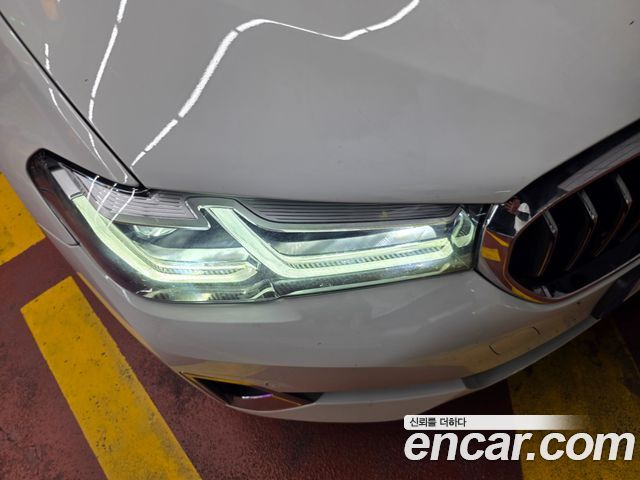 BMW 5 Series (G30) 523d xDrive Luxury 2022 — фото 16