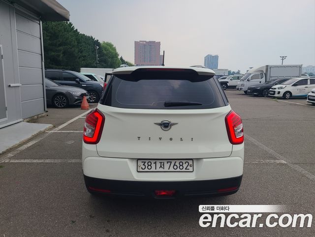 KG Mobility (SsangYong) Tivoli Air Diesel IX 2WD 2019 — фото 5