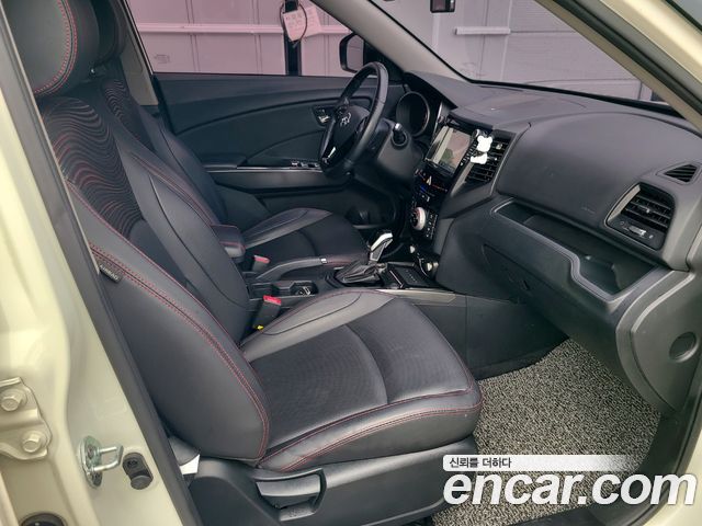 KG Mobility (SsangYong) Tivoli Air Diesel IX 2WD 2019 — фото 19