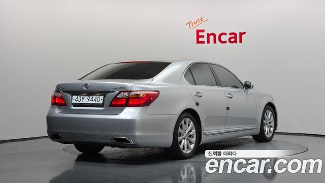 Lexus LS460 STD XF40 2012 — фото 2