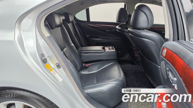 Lexus LS460 STD XF40 2012 — фото 15
