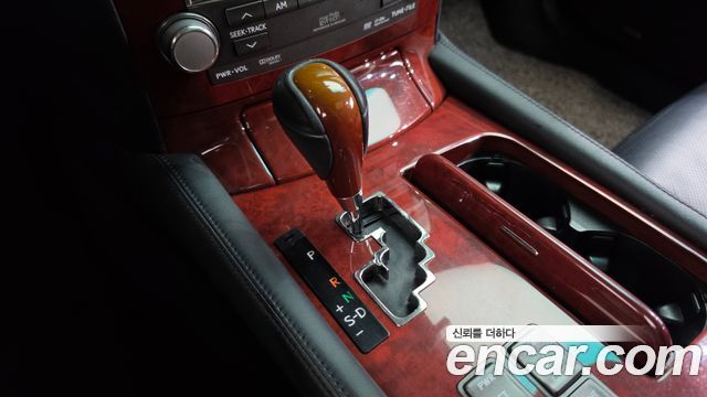 Lexus LS460 STD XF40 2012 — фото 18
