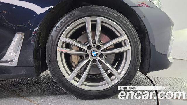 BMW 7 Series (G11) 730Ld xDrive M Sport 2017 — фото 5