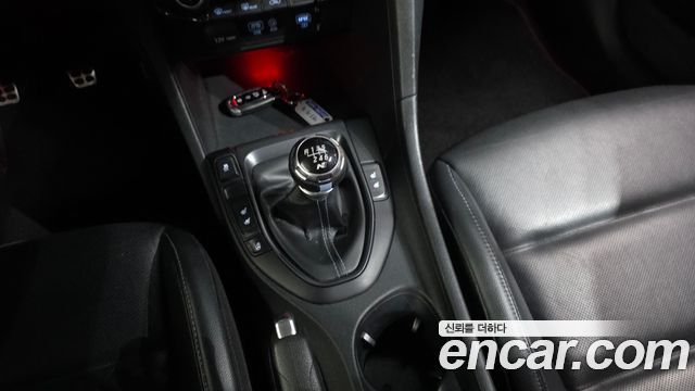 Hyundai Veloster (JS) 2.0 N 2019 — фото 9