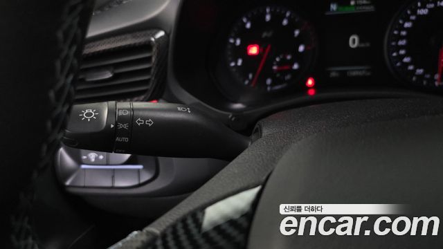 Hyundai Veloster (JS) 2.0 N 2019 — фото 21