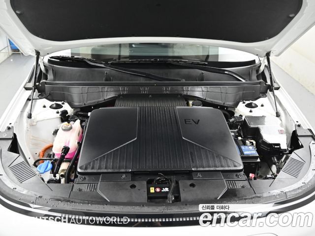 Hyundai Kona Electric (SX2) Long Range Premium 2023 — фото 6