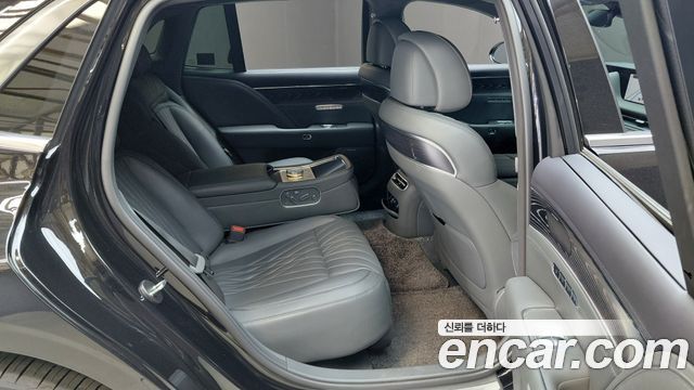 Genesis G90 (RS4) Gasoline 3.5 Turbo AWD 2023 — фото 11
