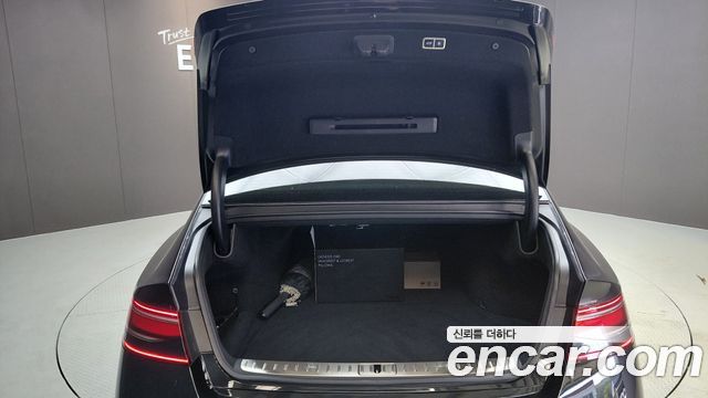 Genesis G90 (RS4) Gasoline 3.5 Turbo AWD 2023 — фото 17