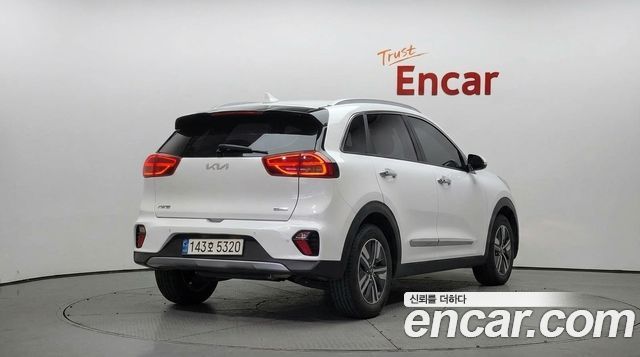 Kia Niro 1.6 HEV Prestige 2022 — фото 4