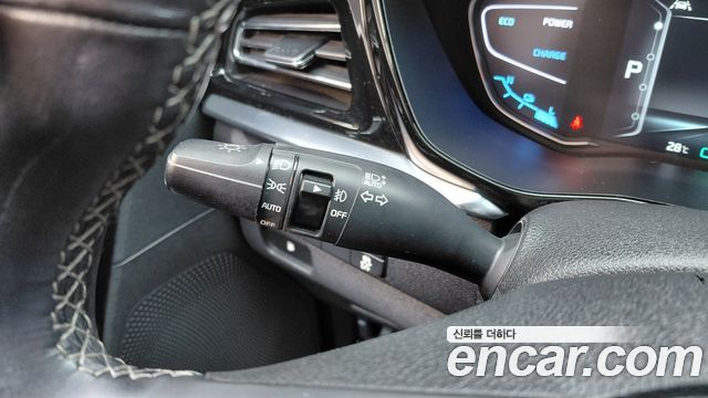Kia Niro 1.6 HEV Prestige 2022 — фото 29