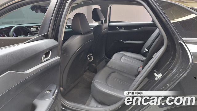 Kia K5 (III) 2.0 LPI(Renter car) Strandard 2022 — фото 12