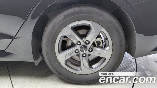 Kia K5 (III) 2.0 LPI(Renter car) Strandard 2022 — фото 21